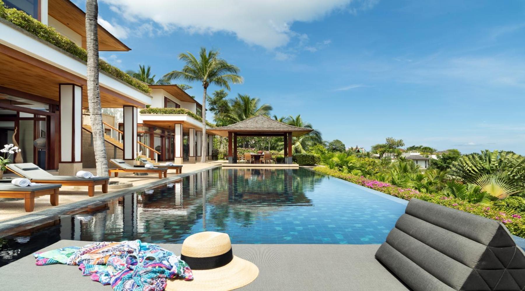Six-Bedroom Villa Private Pool